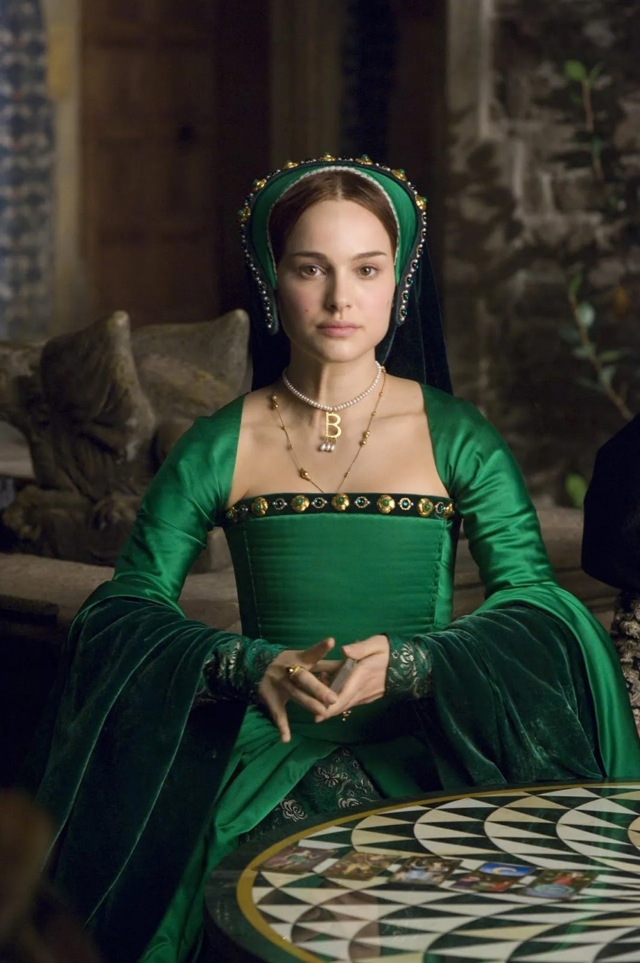 آویز Anne Boleyn