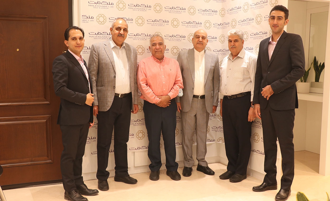 همکاران صنف طلا یزد در افتتاحیه وبسایت ملک ثابت